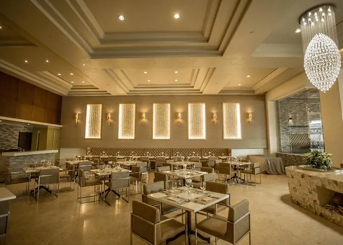 The Royal Mandaya Hotel